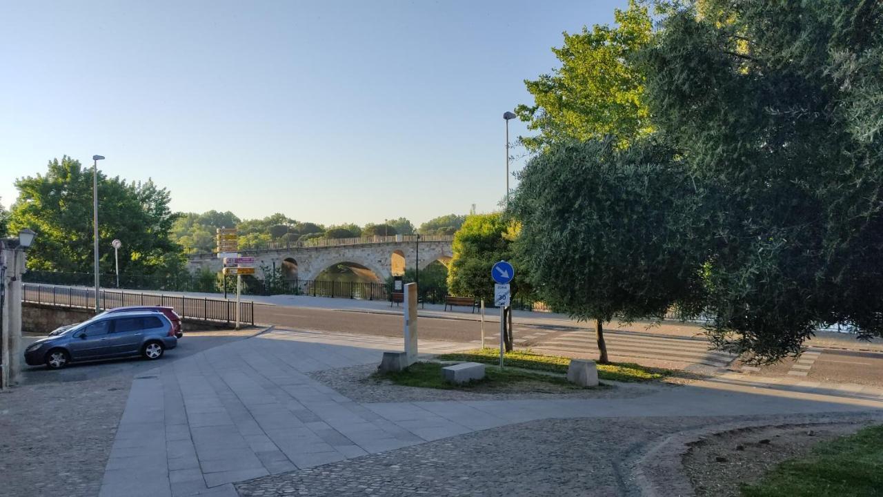 Appartamento A Los Ojos Del Rio Duero Zamora Esterno foto