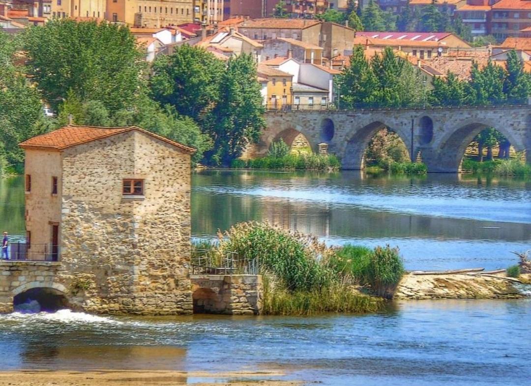 Appartamento A Los Ojos Del Rio Duero Zamora Esterno foto