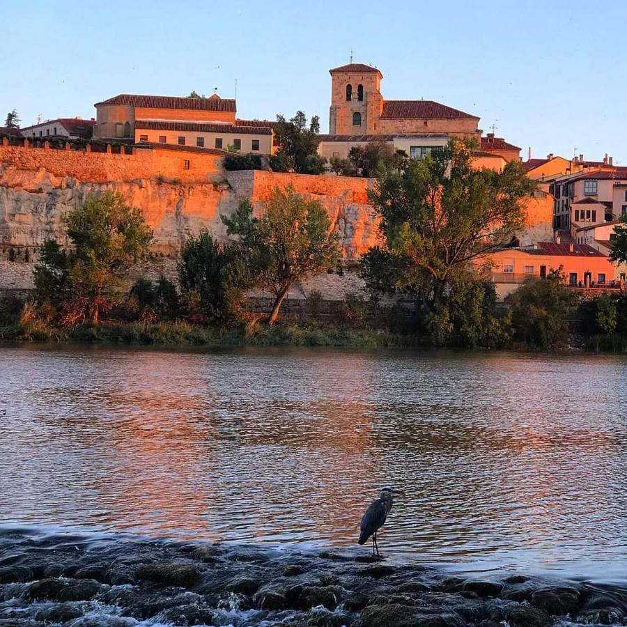 Appartamento A Los Ojos Del Rio Duero Zamora Esterno foto