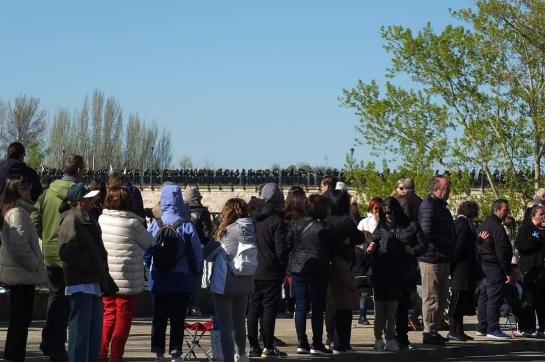 Appartamento A Los Ojos Del Rio Duero Zamora Esterno foto