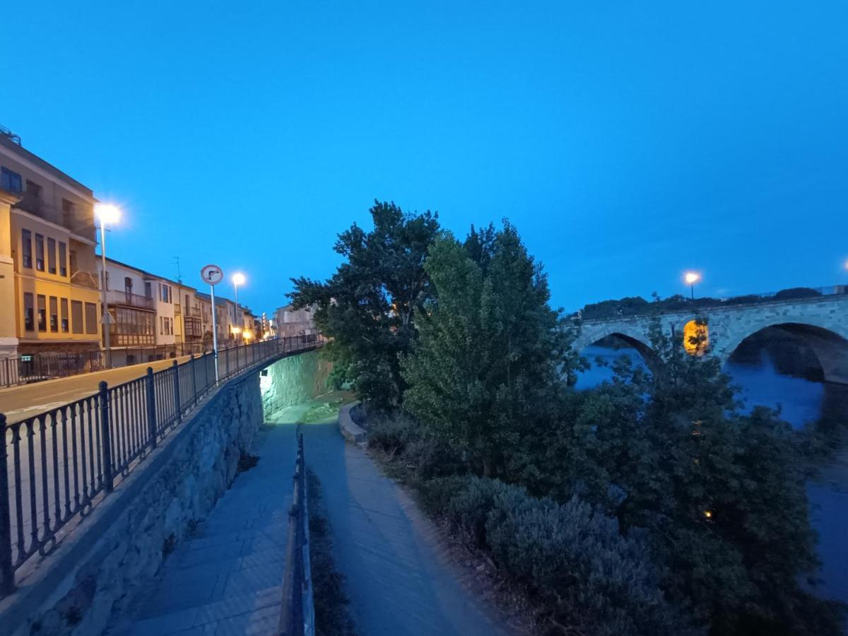 A Los Ojos Del Rio Duero Zamora Esterno foto